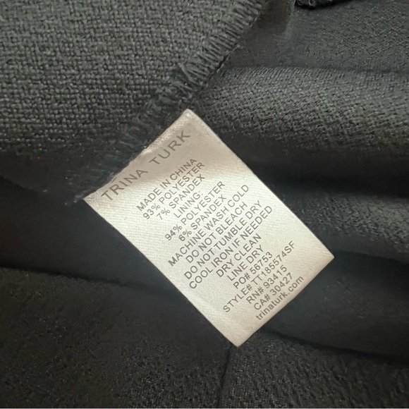 Trina Trina Turk Miley Textured Ponte Off-The-Shoulder Dress, New with Tags - Picture 5 of 6